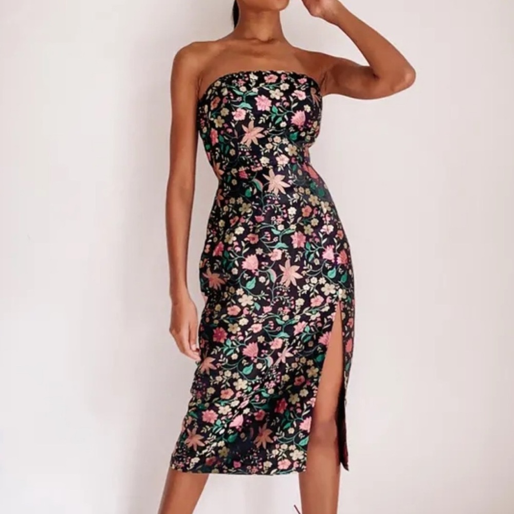 LULU’S MAKE A MOVE BLACK SATIN FLORAL DRESS STRAPLESS MIDI NWT